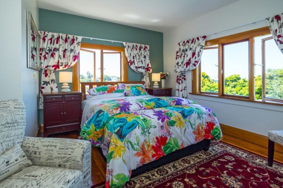 Sea View Room comfortable bed